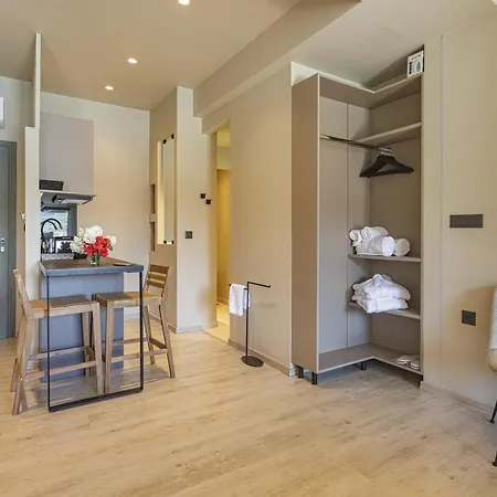 Domus Napoleon Appartement *