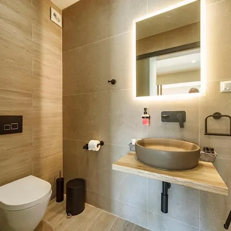 Domus Napoleon Apartment