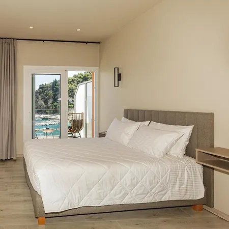 Domus Napoleon 아파트 *